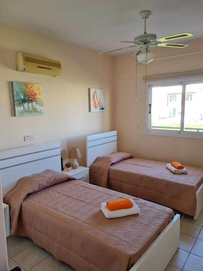 Stay Ocean Apartment Paphos Bagian luar foto