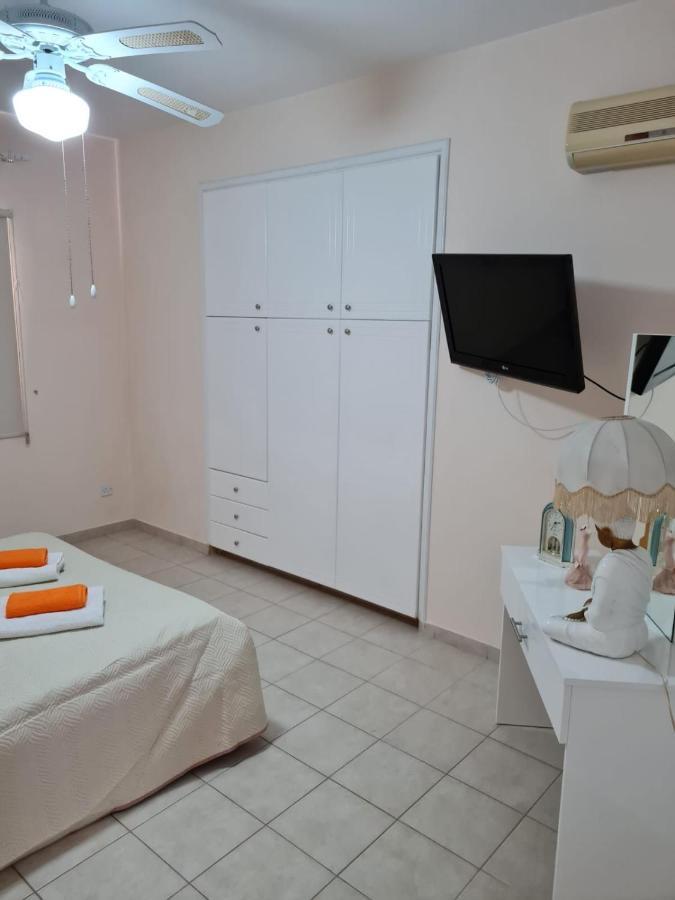 Stay Ocean Apartment Paphos Bagian luar foto