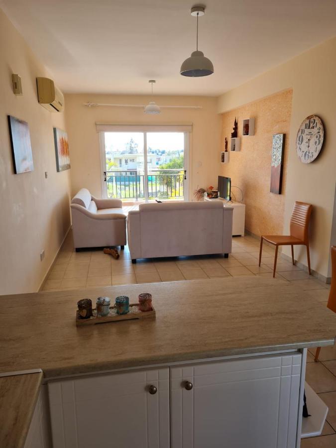 Stay Ocean Apartment Paphos Bagian luar foto