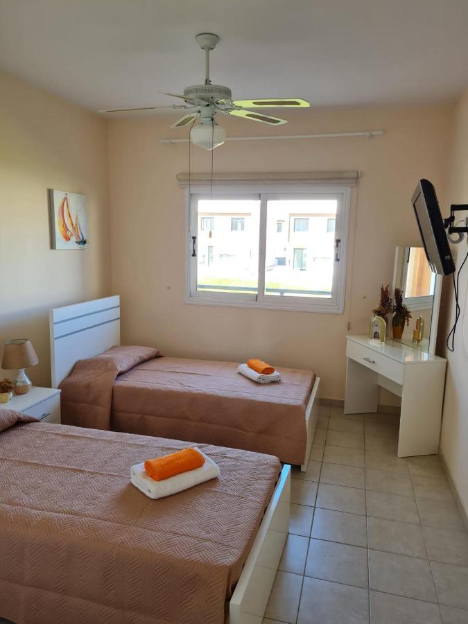 Stay Ocean Apartment Paphos Bagian luar foto